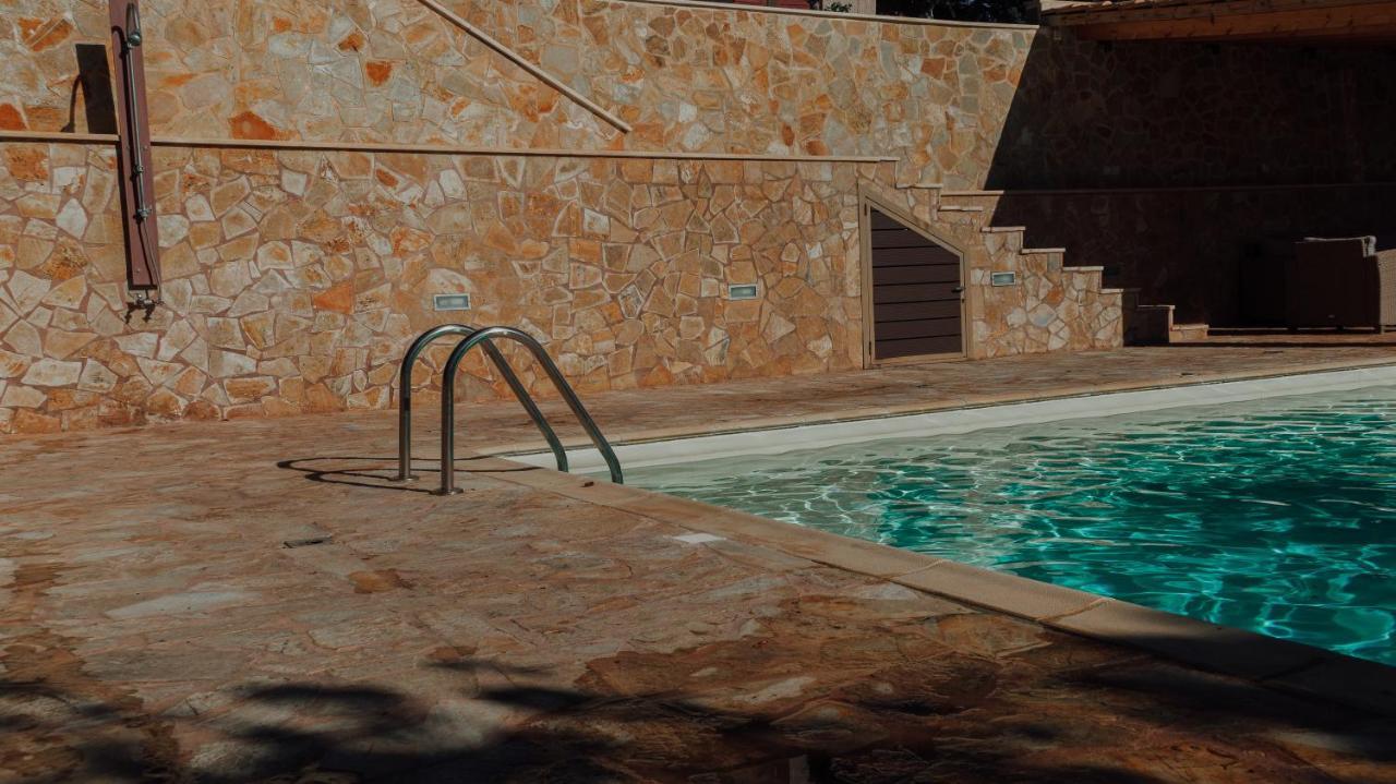Pool And Sea View Apartments Agia Marina  Exterior photo