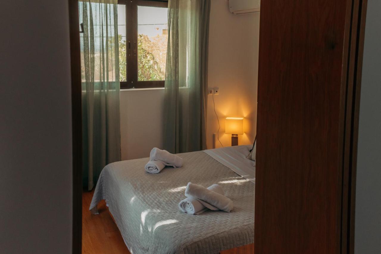 Pool And Sea View Apartments Agia Marina  Exterior photo